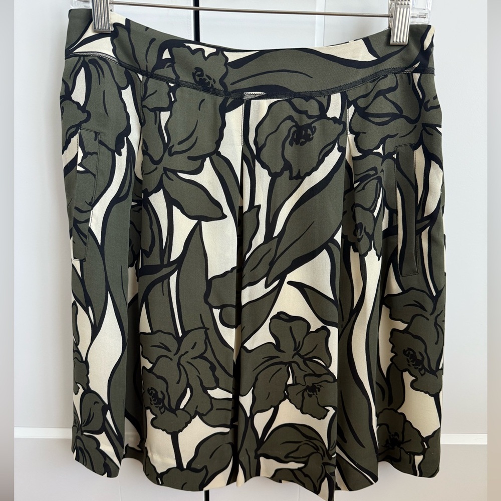 BCBG MAXAZRIA Pleated Kailin Skirt